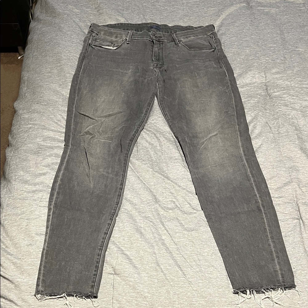 MOTHER Women’s Skinny Jeans in Washed Charcoal Gray